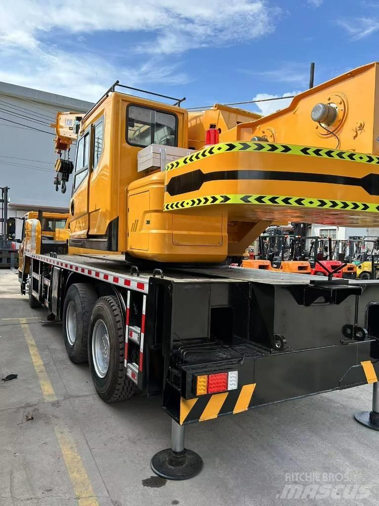 XCMG XCT 25 Visurgājēji celtņi