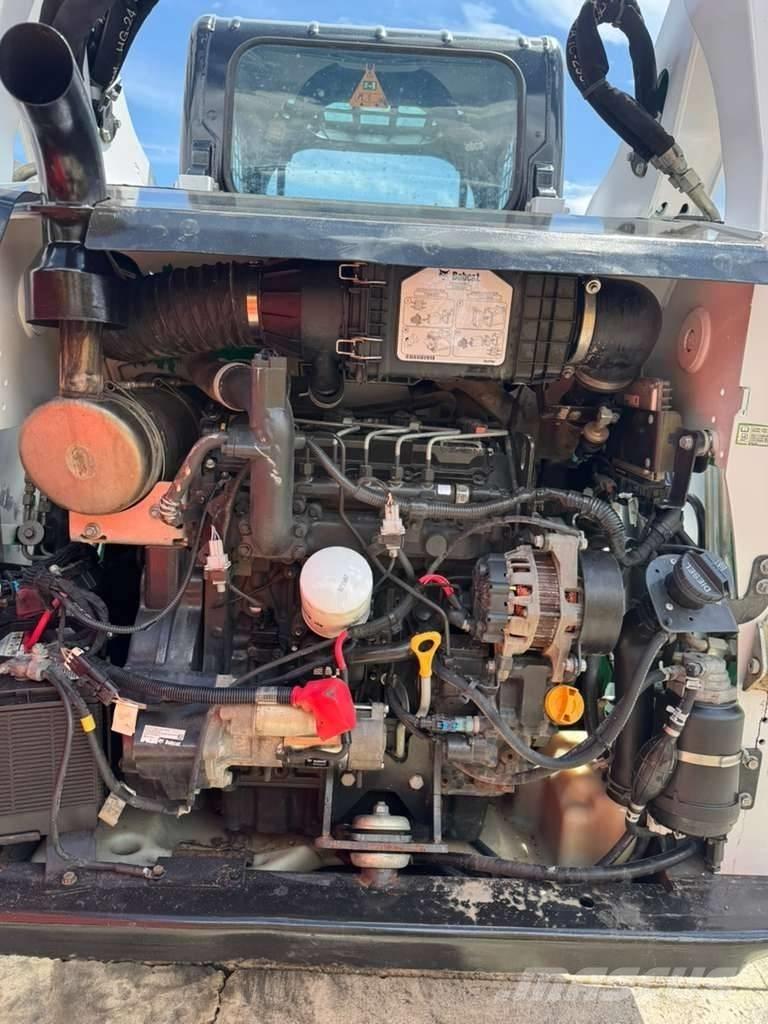 Bobcat T595 Lietoti riteņu kompaktiekrāvēji