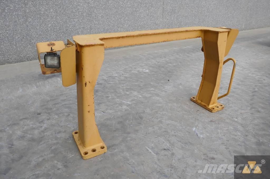 CAT 208-8705 Kabīnes un interjers