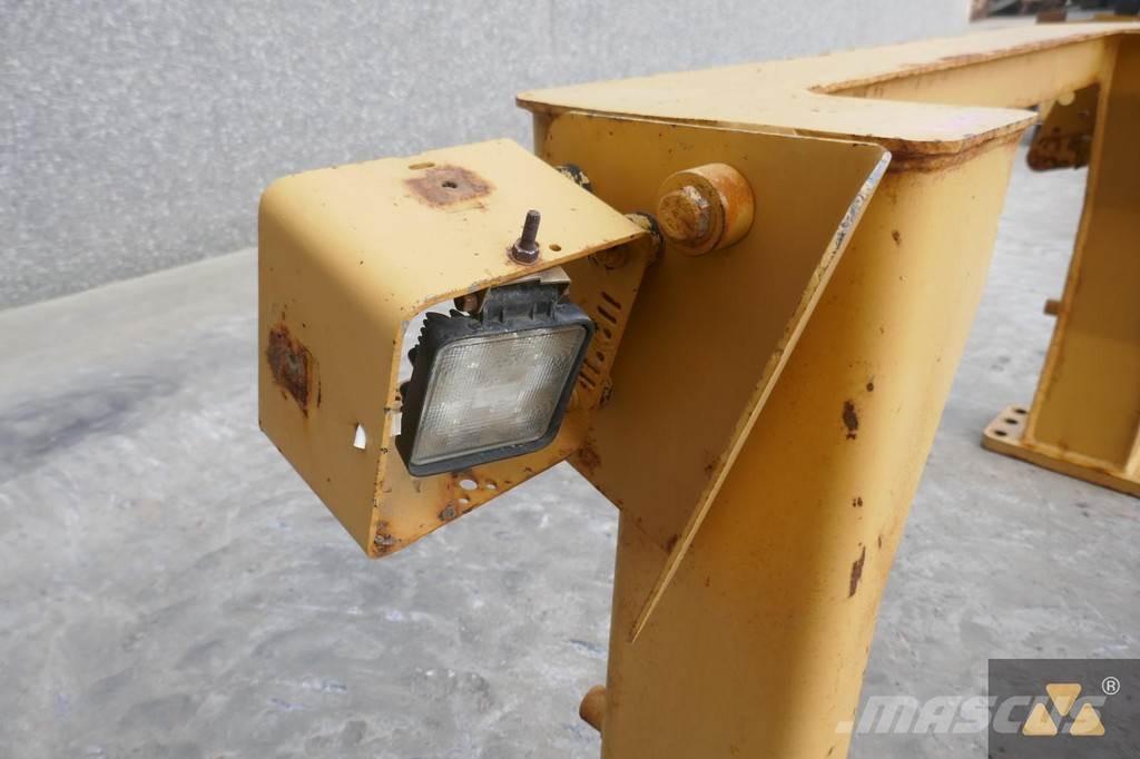 CAT 208-8705 Kabīnes un interjers