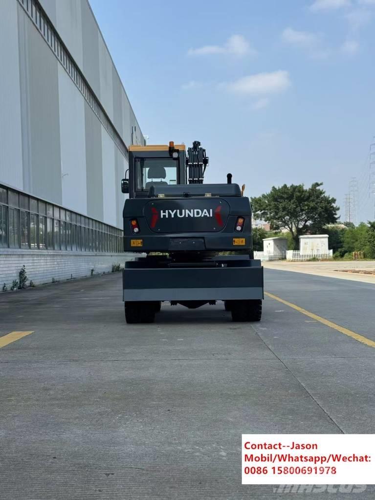 Hyundai HW80 Ekskavatori uz riteņiem