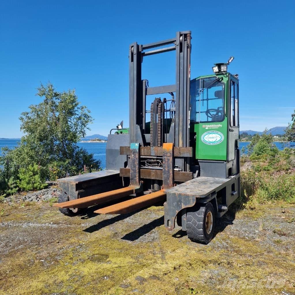 Combilift C 7000 Četru virzienu krāvēji