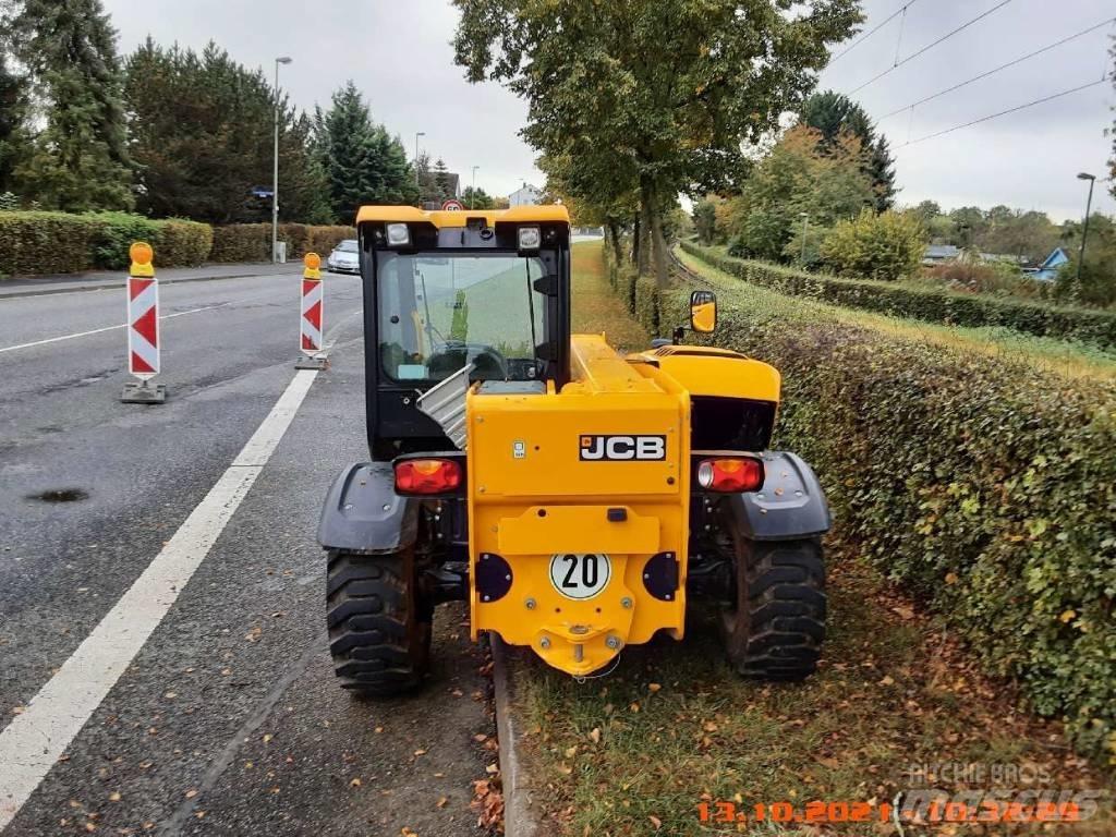 JCB 525-60 Teleskopiskie manipulatori