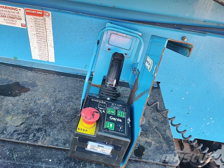 Genie GS-4069 DC Šķerveida pacēlāji