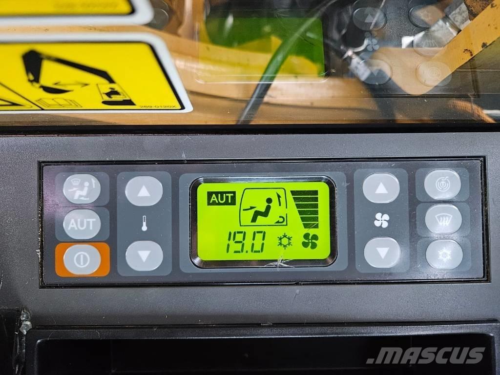 CAT 323 EL Kāpurķēžu ekskavatori