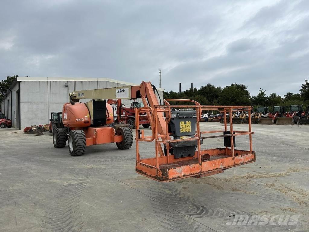 JLG 800AJ Strēles pacēlāji