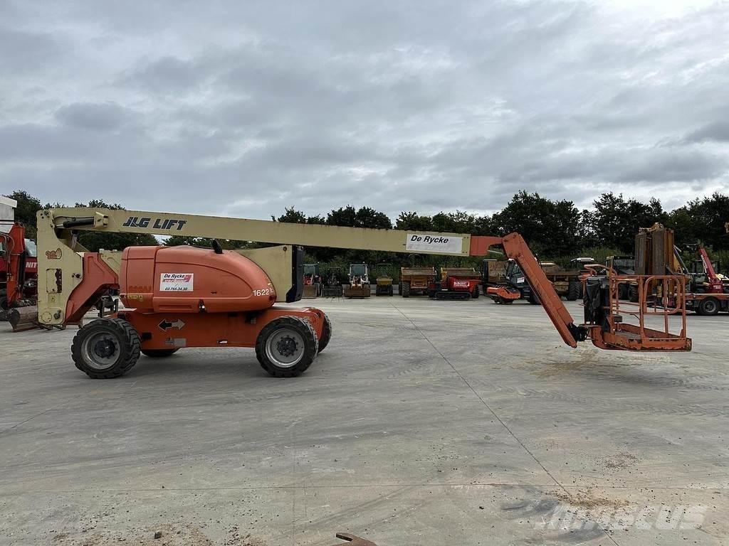 JLG 800AJ Strēles pacēlāji