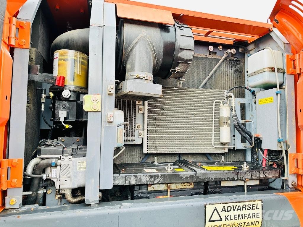 Hitachi Zaxis 170 W Ekskavatori uz riteņiem