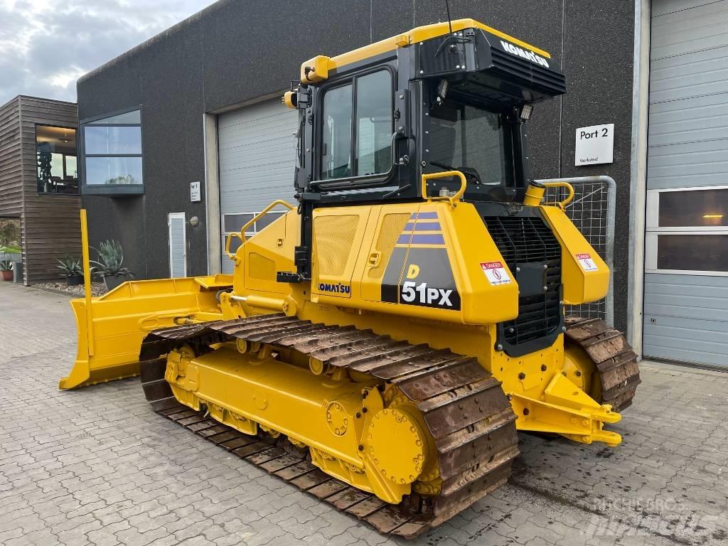 Komatsu D51PX-22 Kāpurķēžu buldozeri