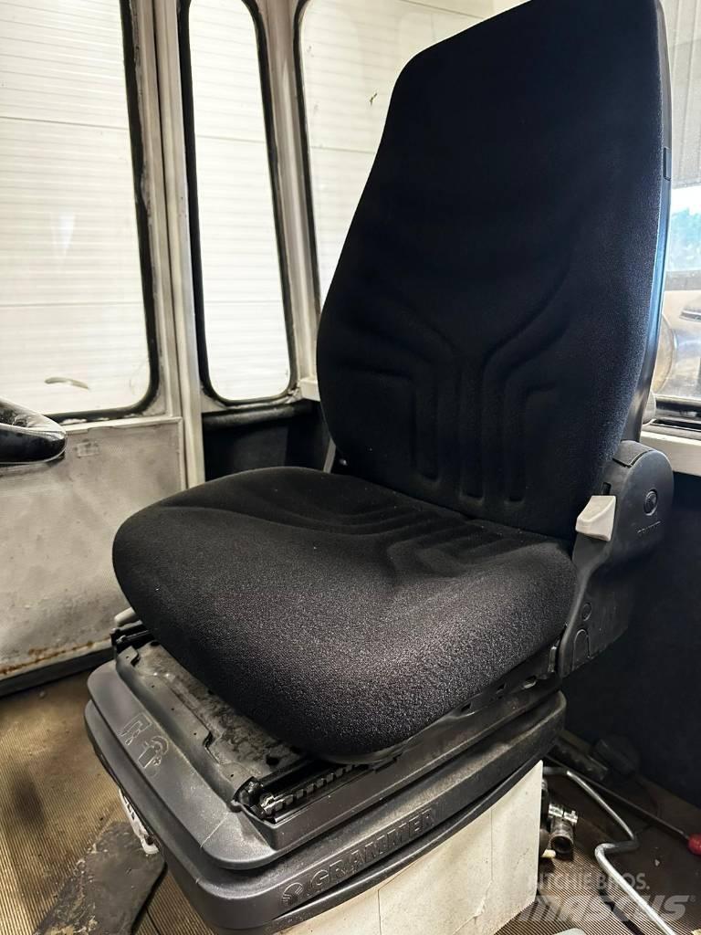 Svetruck 1260-32 Tehnika ar dīzeļa dzinēju