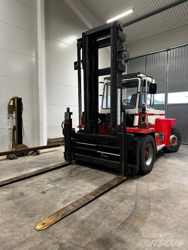 Svetruck 1260-32 Tehnika ar dīzeļa dzinēju