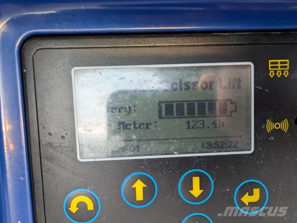 Magni ES 0812 AC Šķerveida pacēlāji