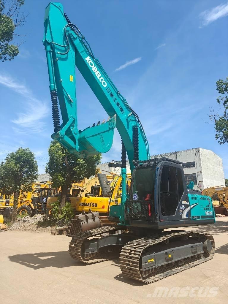 Kobelco SK 200 Kāpurķēžu ekskavatori