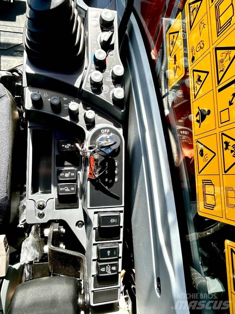 Hitachi ZX130-7 Kāpurķēžu ekskavatori
