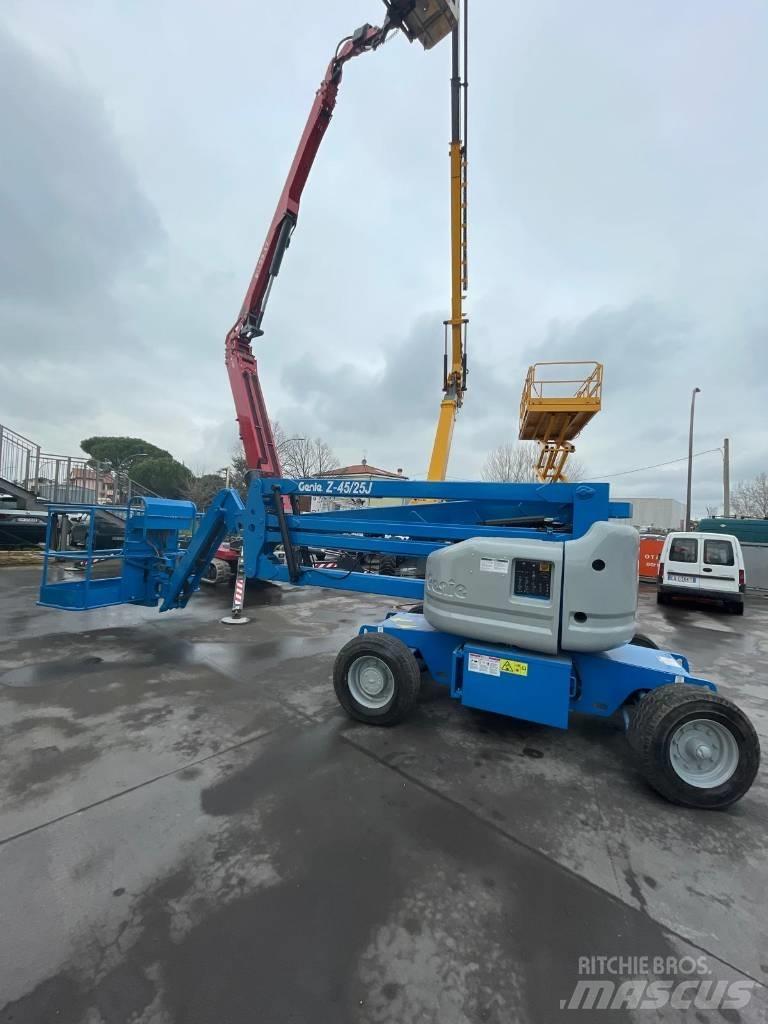Genie Z 45/25 BI Strēles pacēlāji