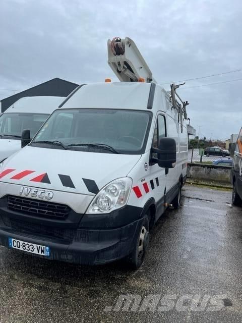 VERSALIFT ET 38 LF Strēles pacēlāji