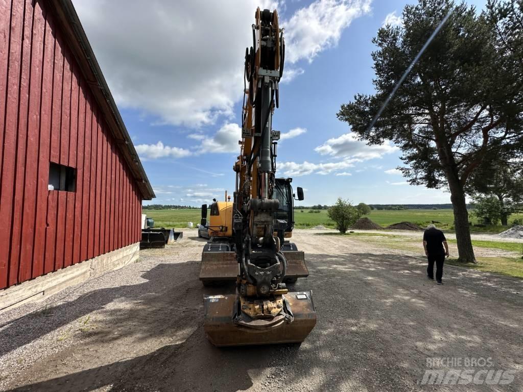 Liebherr A 916 Ekskavatori uz riteņiem