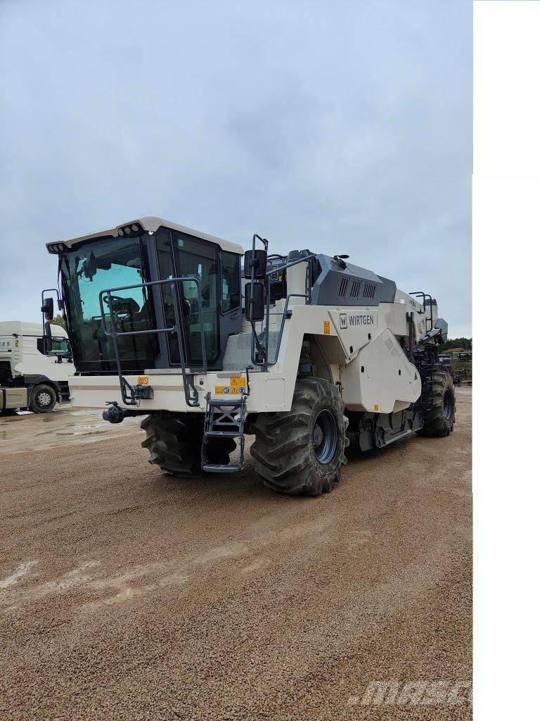 Wirtgen WR 250 I Asfalta savācējs