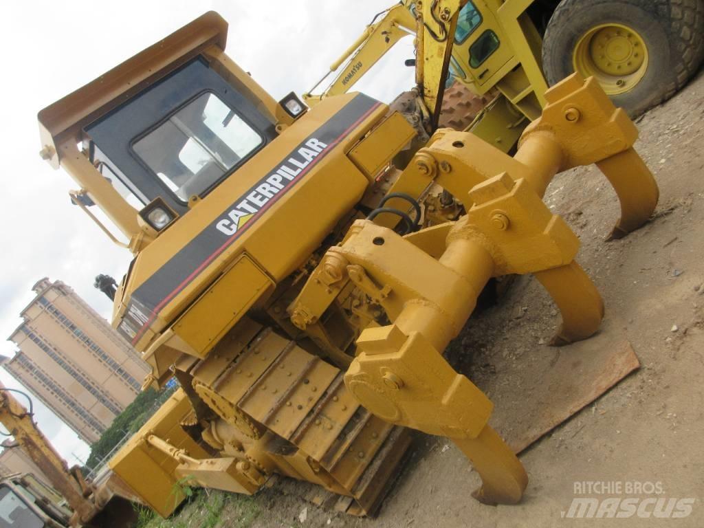 CAT D 7 H Kāpurķēžu buldozeri