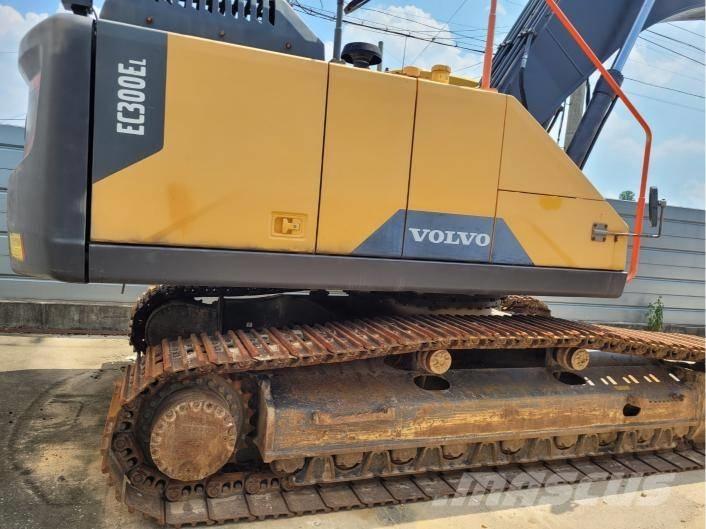 Volvo EC 300 EL Kāpurķēžu ekskavatori