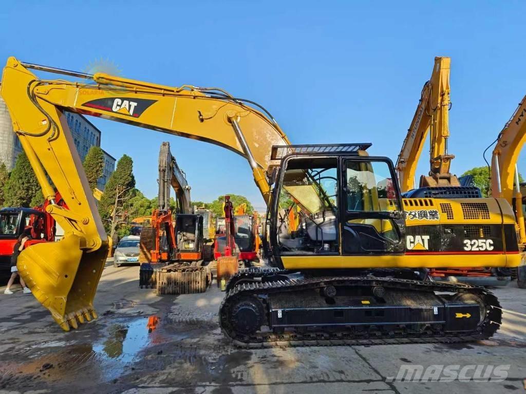 CAT 325 C Kāpurķēžu ekskavatori