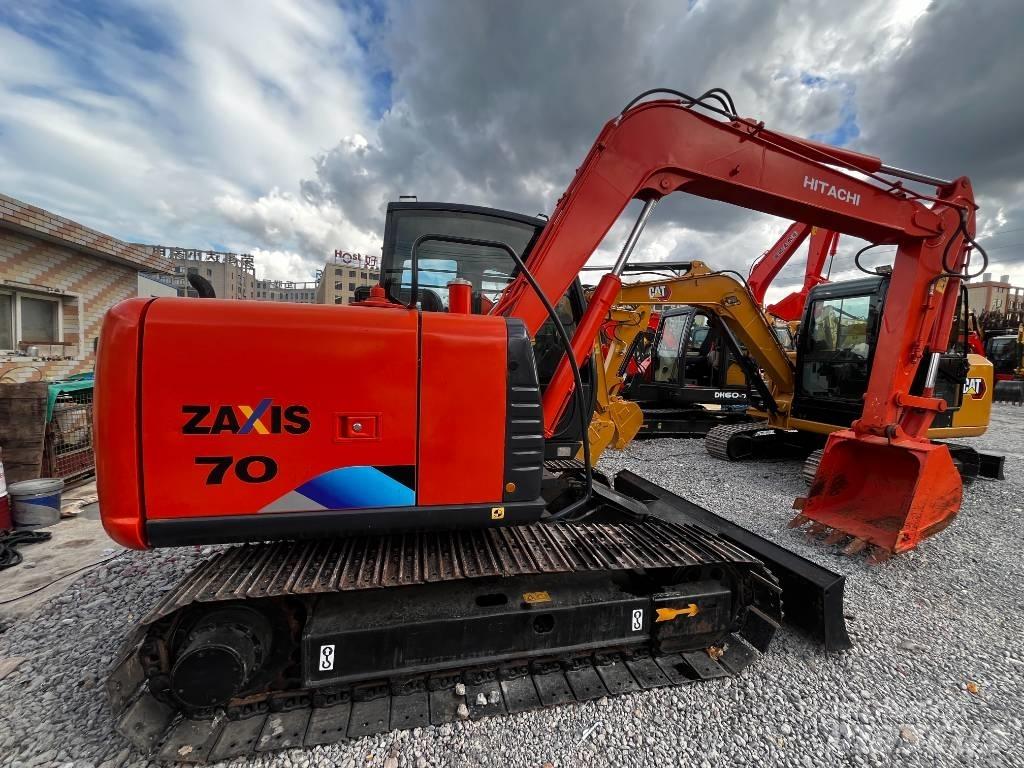 Hitachi ZX 70 Vidēja lieluma ekskavatori 7 t - 12 t