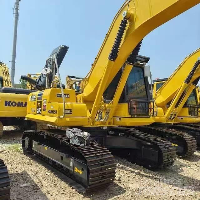 Komatsu PC 200-8 Vidēja lieluma ekskavatori 7 t - 12 t