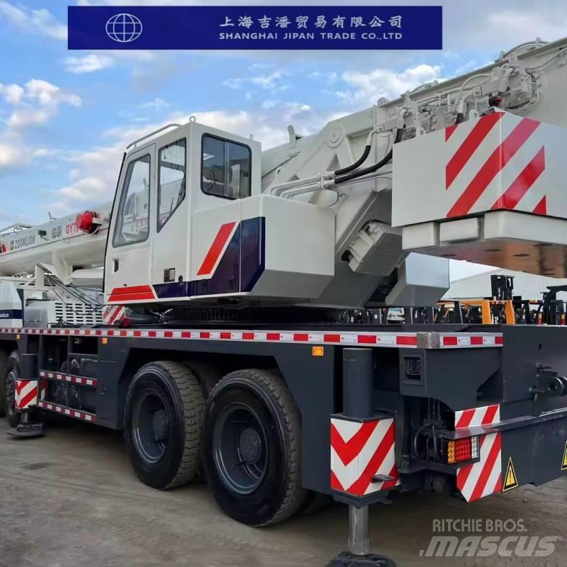 Zoomlion QY 70 V Visurgājēji celtņi