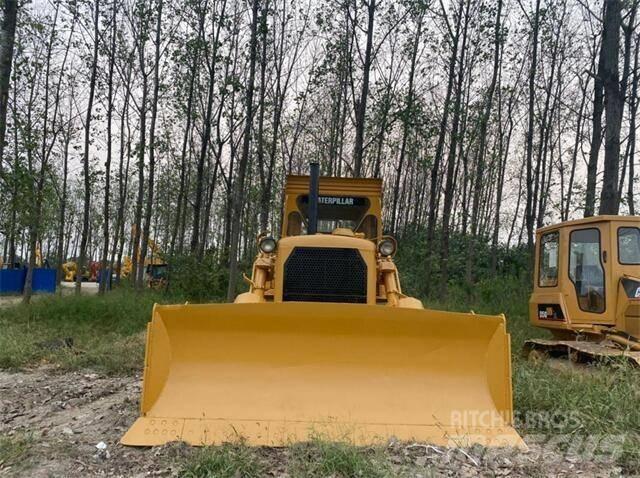 CAT D 7 G Kāpurķēžu buldozeri