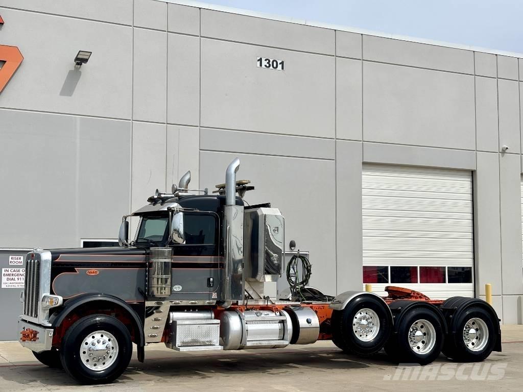 Peterbilt 389 Vilcēji