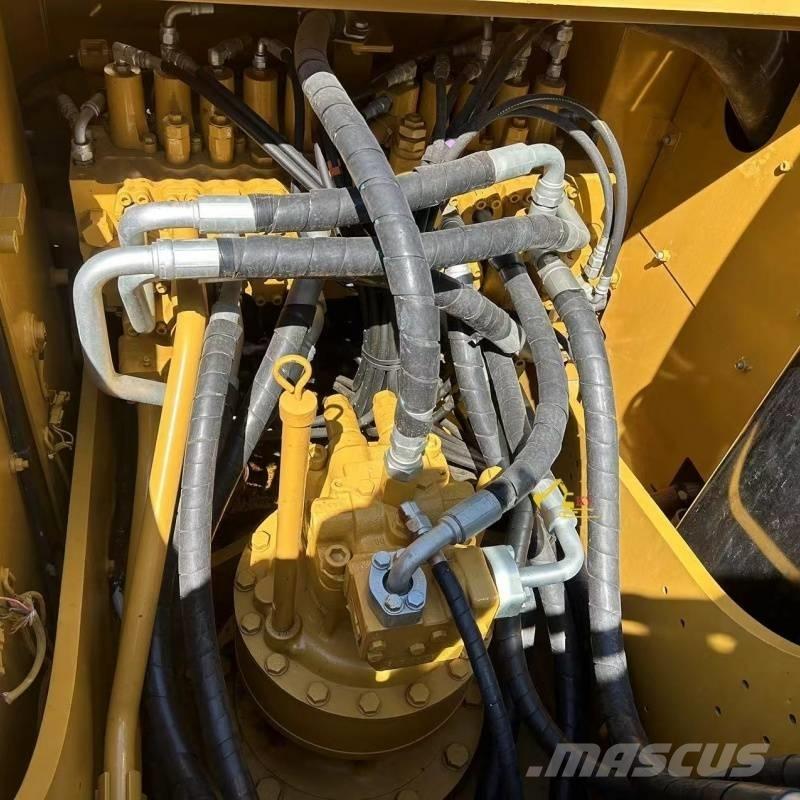 CAT 320 D Kāpurķēžu ekskavatori