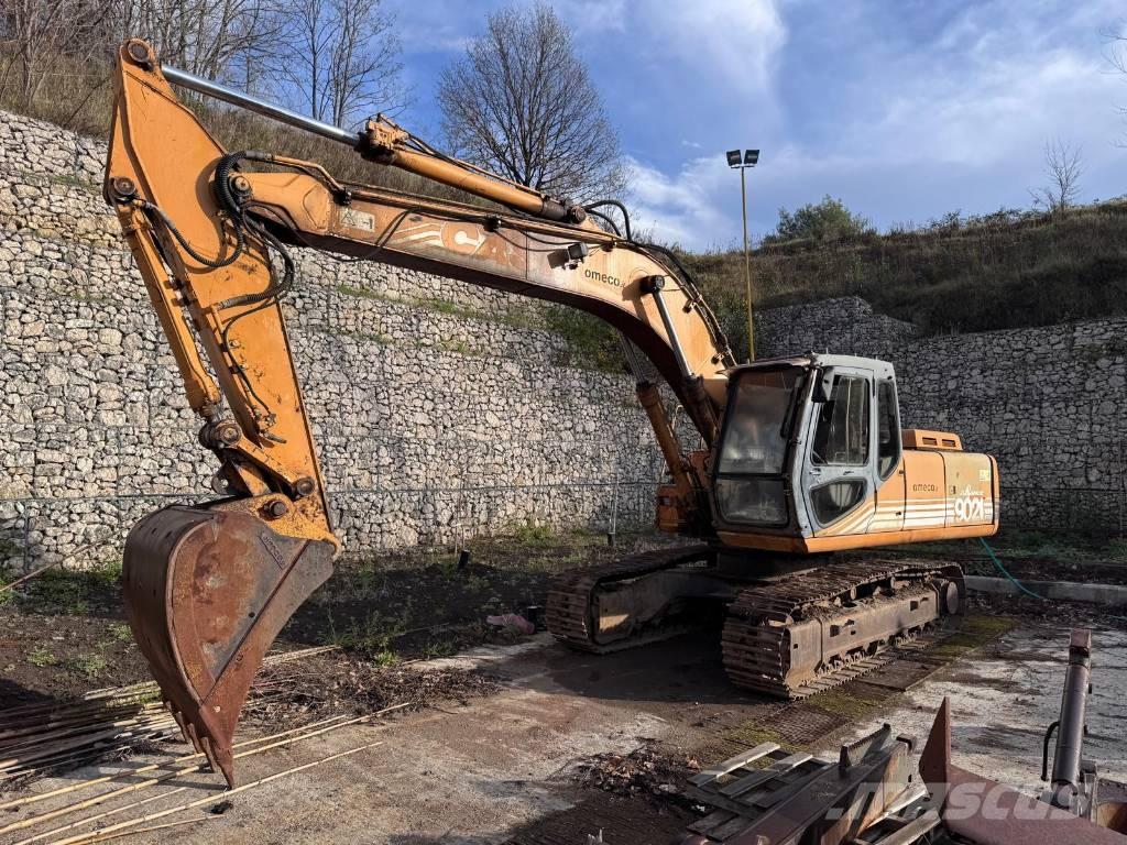 CASE 9021 Kāpurķēžu ekskavatori