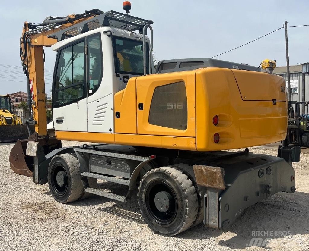 Liebherr A 916 Ekskavatori uz riteņiem