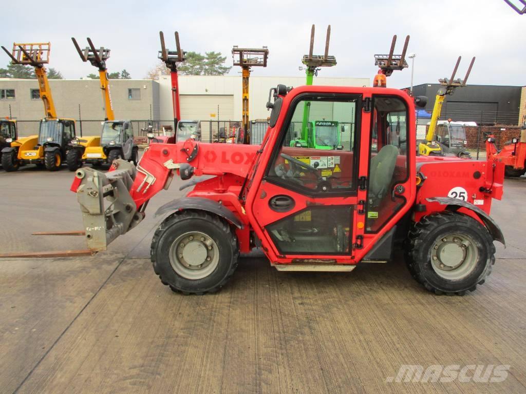 JCB 525-60 (638) Teleskopiskie manipulatori