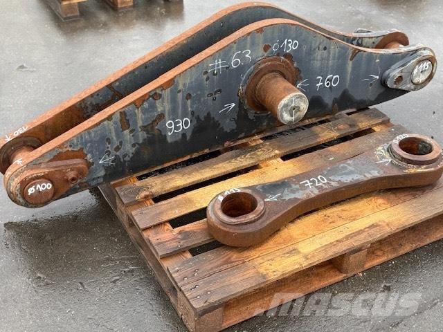 CNH BUCKET LINK Kausi