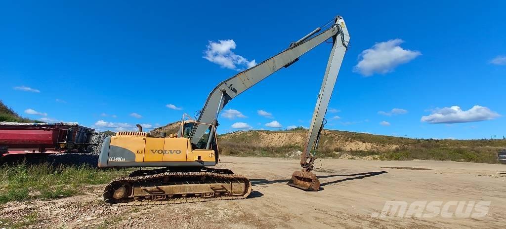 Volvo EC 240 C LR Ekskavatori tālās sniedzamības darbiem