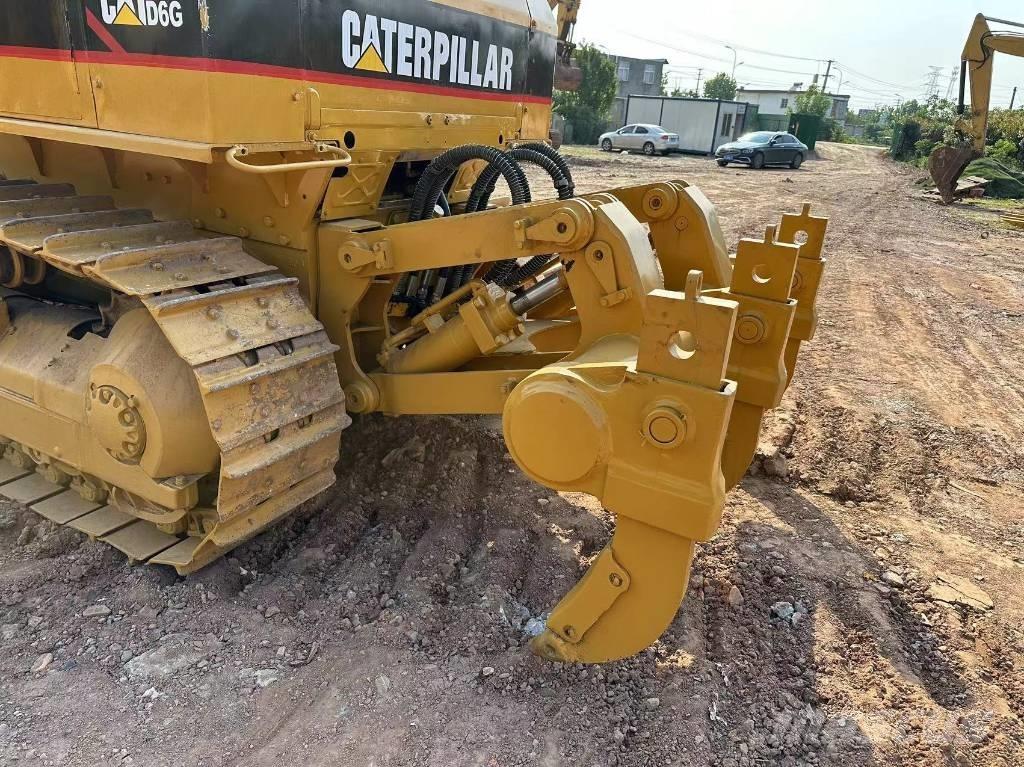 CAT D 6 G Kāpurķēžu buldozeri