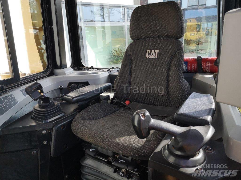 CAT D6T LGP Kāpurķēžu buldozeri