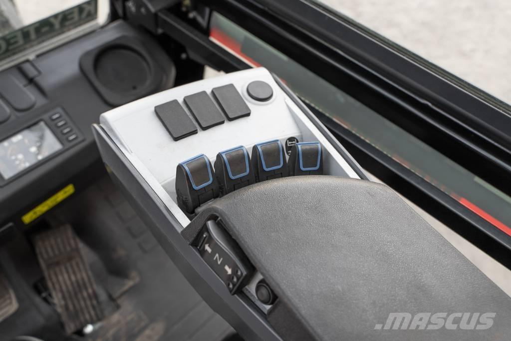 Manitou MI 35 D Tehnika ar dīzeļa dzinēju