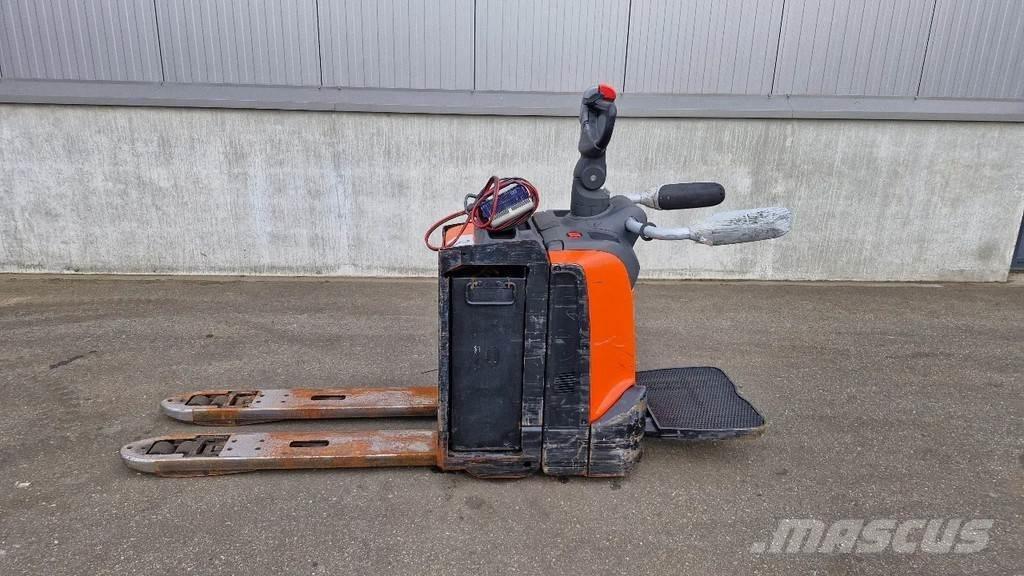 BT LPE 250 Elektriskie iekrāvēji