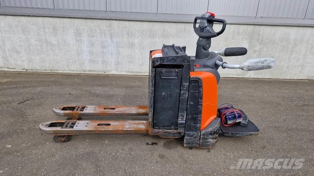 BT LPE 250 Elektriskie iekrāvēji