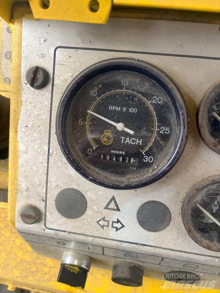 Dynapac CP 271 Pneimatiskie veltņi