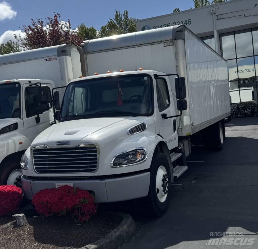 Freightliner M2 Furgons