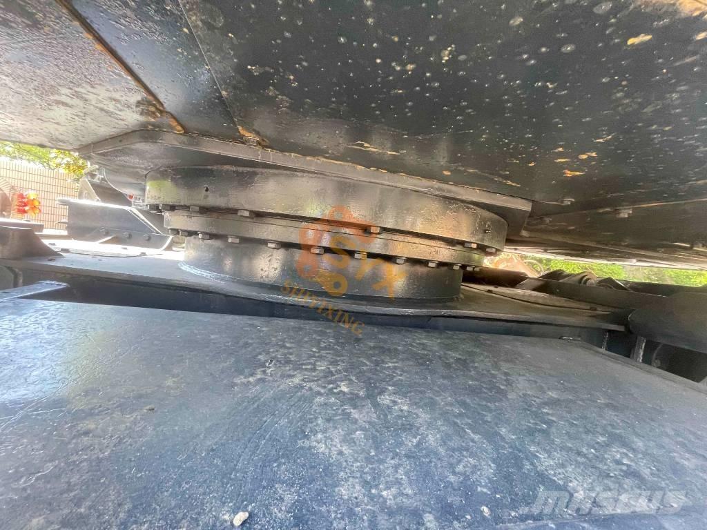 Hyundai R210W-9 Ekskavatori uz riteņiem