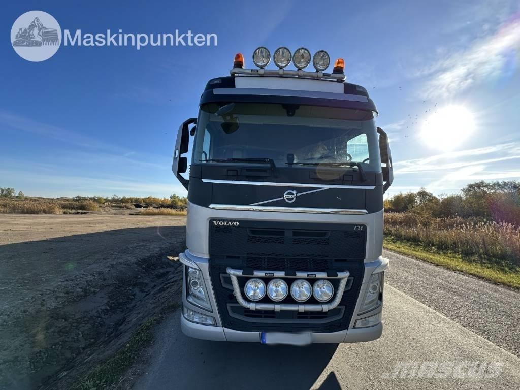 Volvo FH 6*2 Treileri ar āķi