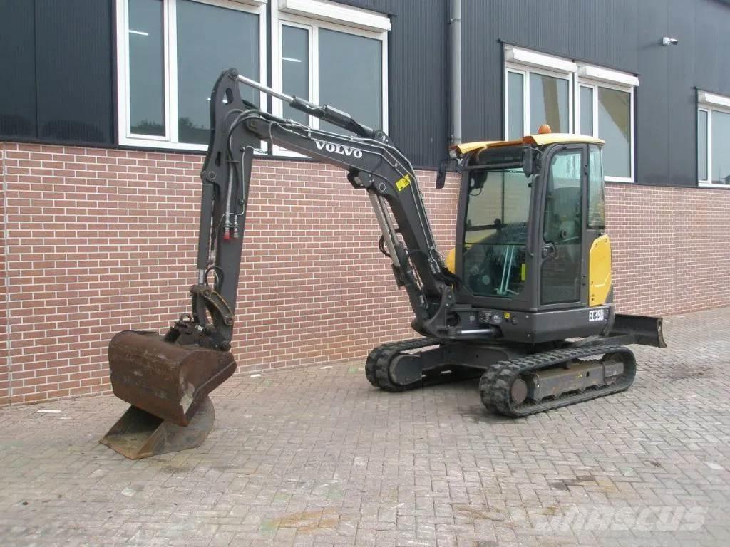 Volvo EC35D Mini ekskavatori < 7 t