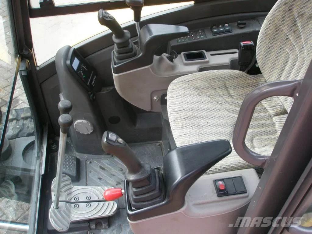 Volvo EC35D Mini ekskavatori < 7 t