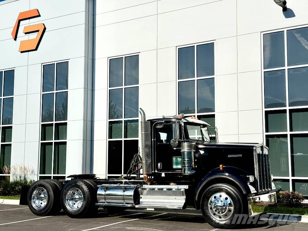Kenworth W 900 Vilcēji