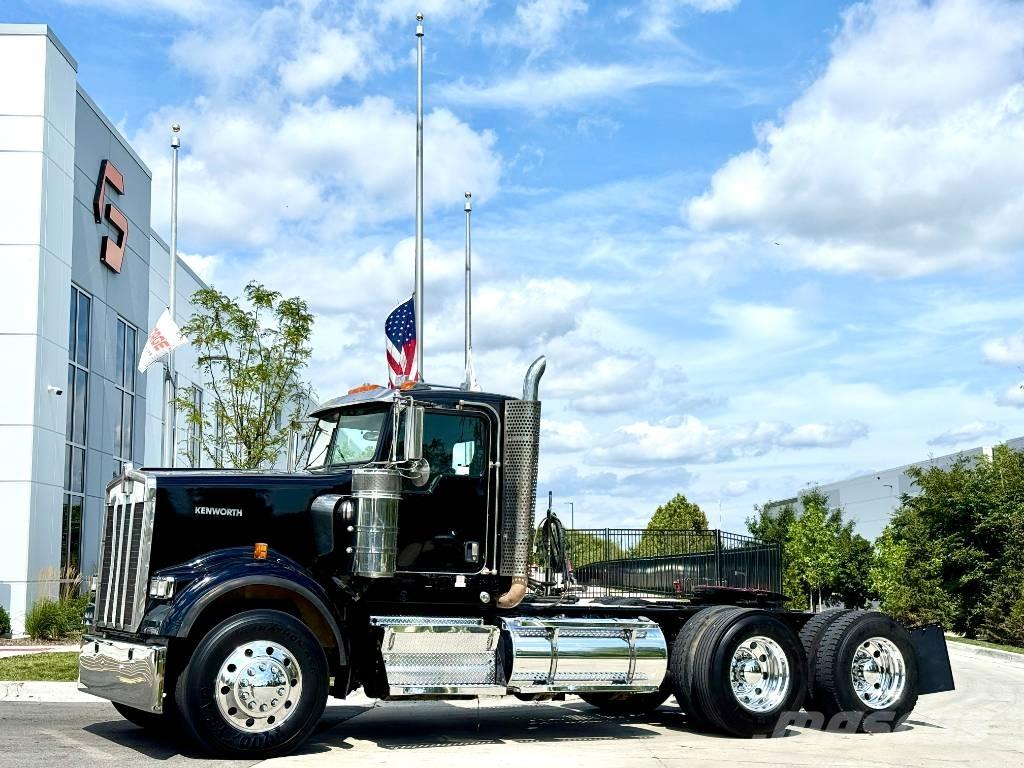 Kenworth W 900 Vilcēji