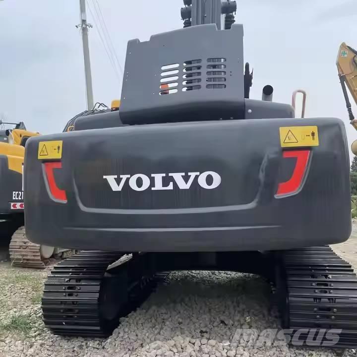 Volvo EC240D Kāpurķēžu ekskavatori